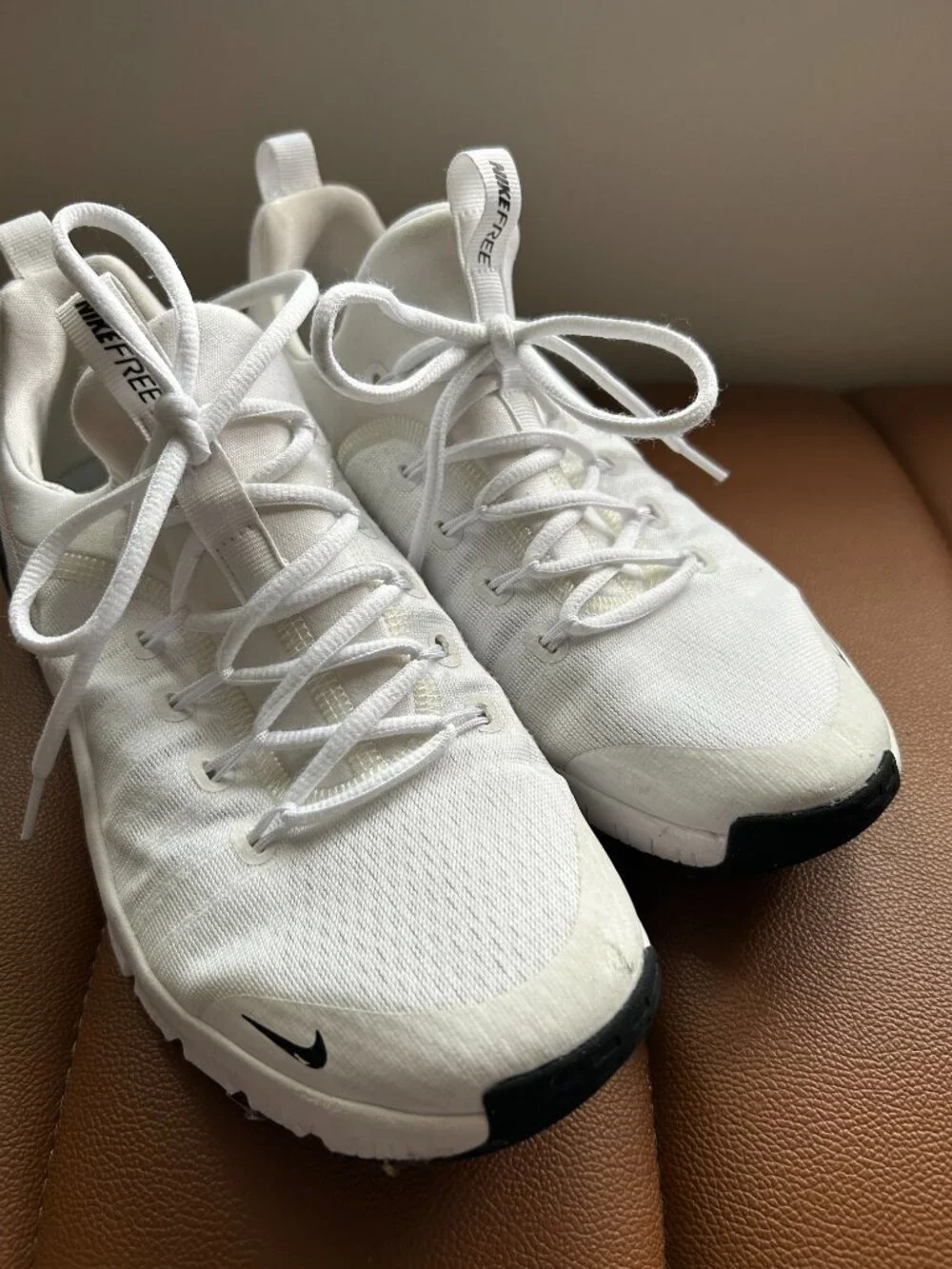 Nike Free Metcon 6 Lifting Training Shoes White Black Men 8 Women 9.5 - Picture 4 of 8